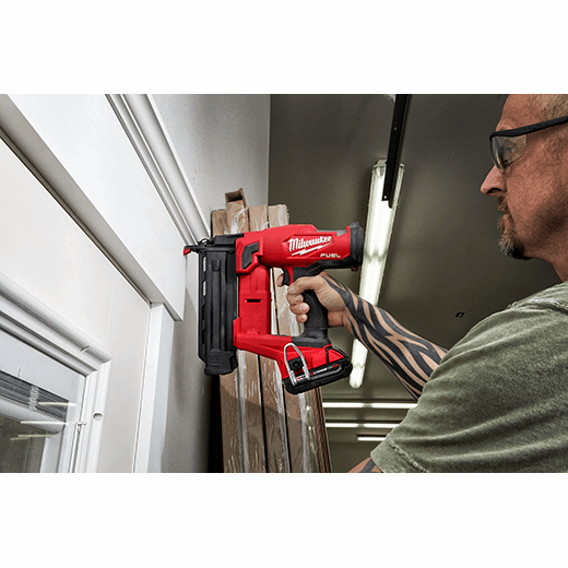 Milwaukee 2746-21CT M18 FUEL™ 18 Gauge Brad Nailer Kit - Edmondson Supply