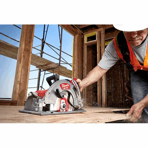 Milwaukee 2830-20 M18 FUEL™ Rear Handle 7-1/4" Circular Saw - Tool Only - Edmondson Supply