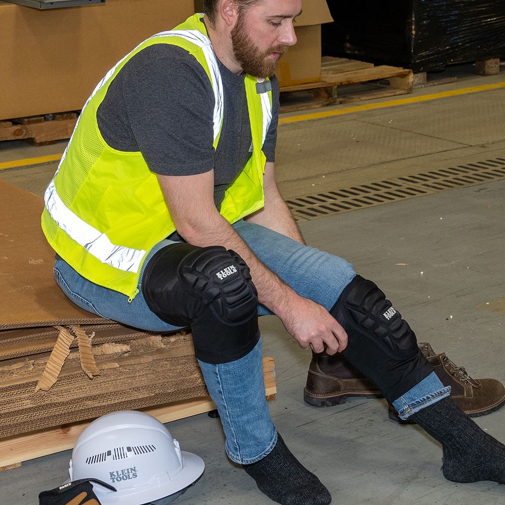 Klein Tools 60492 Lightweight Knee Pad Sleeves, M/L - Edmondson Supply