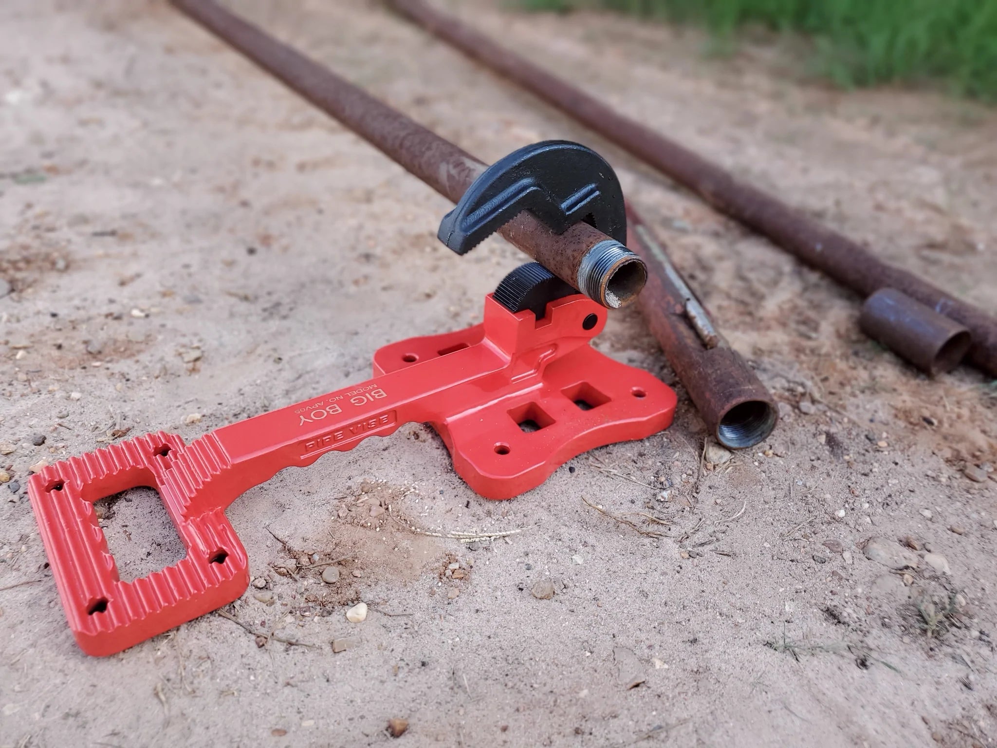 Pipe Vise APV05 Big Boy 5" Heavy Duty Portable Aluminum Pipe Vise - Edmondson Supply