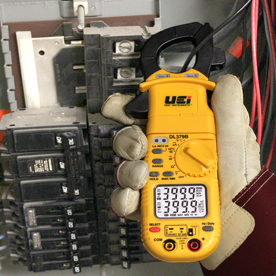 UEi DL379B Digital HVAC Clamp Meter w/ CATIV 300V - Edmondson Supply