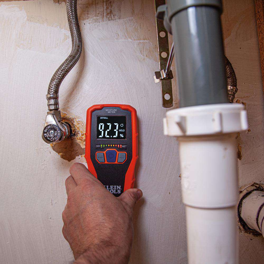 Klein Tools ET140 Pinless Moisture Meter - Edmondson Supply