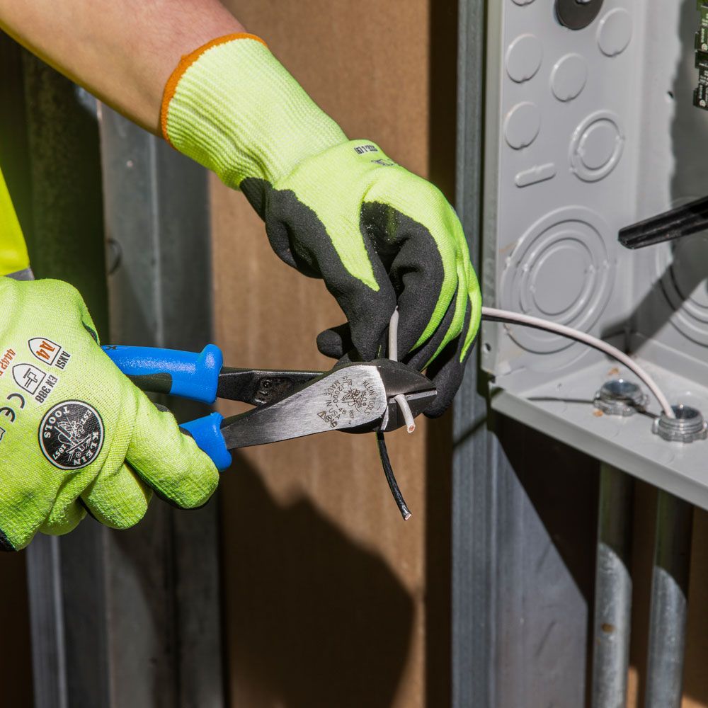 Klein Tools J2000-48 Journeyman Diagonal Cutting Pliers, Heavy-Duty, Angled Head, 8-Inch - Edmondson Supply