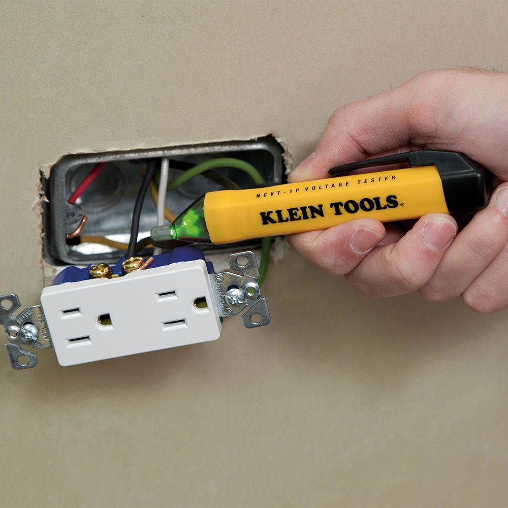 Klein Tools NCVT1P Non-Contact Voltage Tester Pen, 50 to 1000V AC - Edmondson Supply
